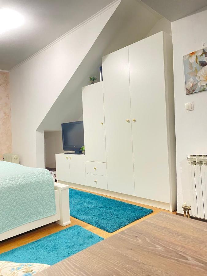 Dalia Apartment *